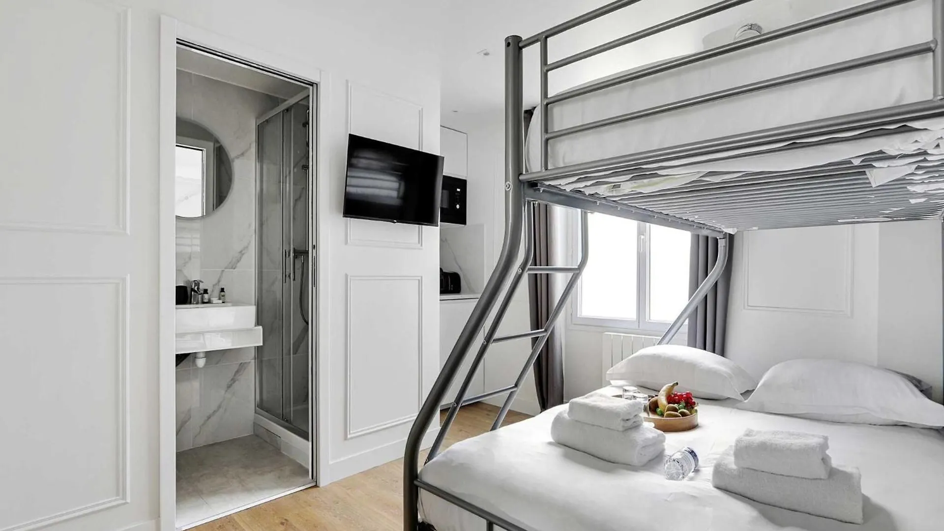Welcoming Studio - 3P - Place De La Republique Paris 0*,  France