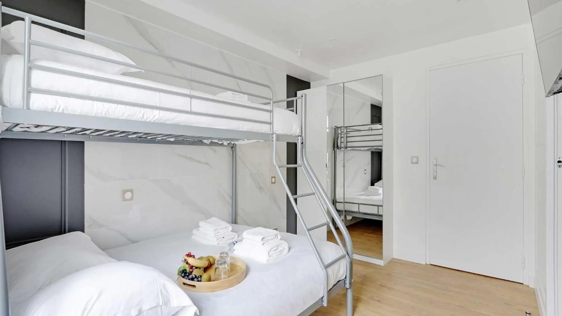 Welcoming Studio - 3P - Place De La Republique Paris